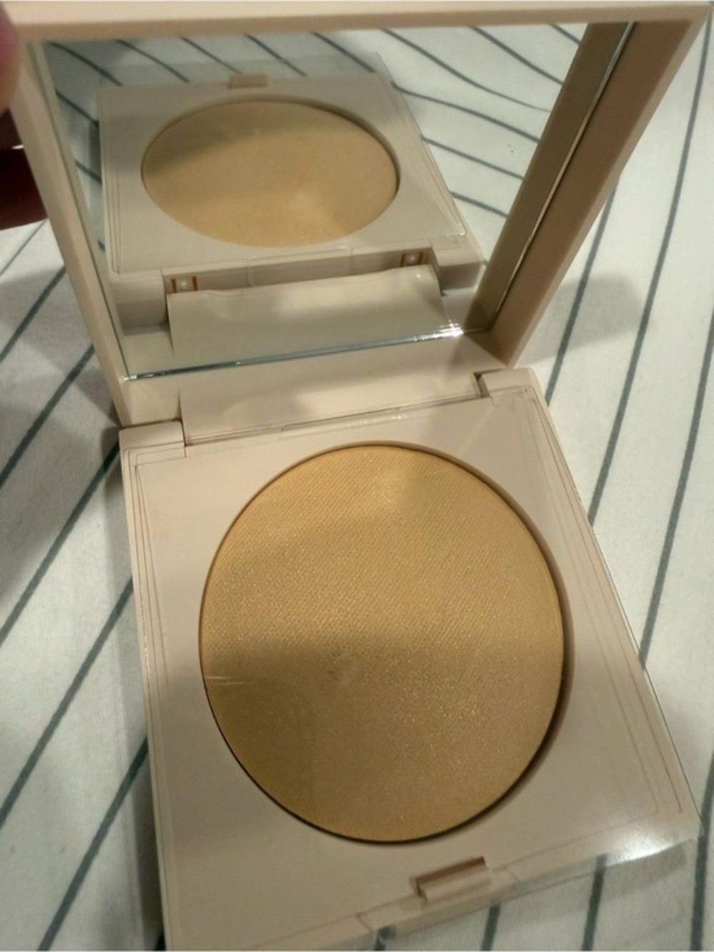Laura Mercier Real Flawless Luminous Perfecting Pressed Powder Net WT 0.24 oz